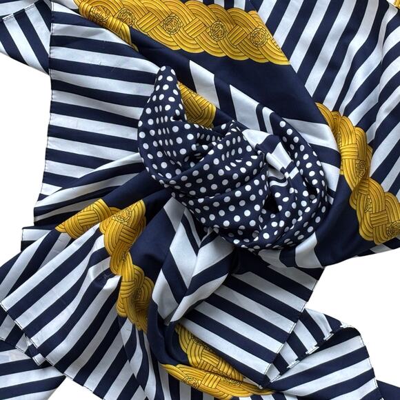 Vintage JG Hook square scarf silky navy gold white made in Italy with FLAWS - Picture 8 of 10